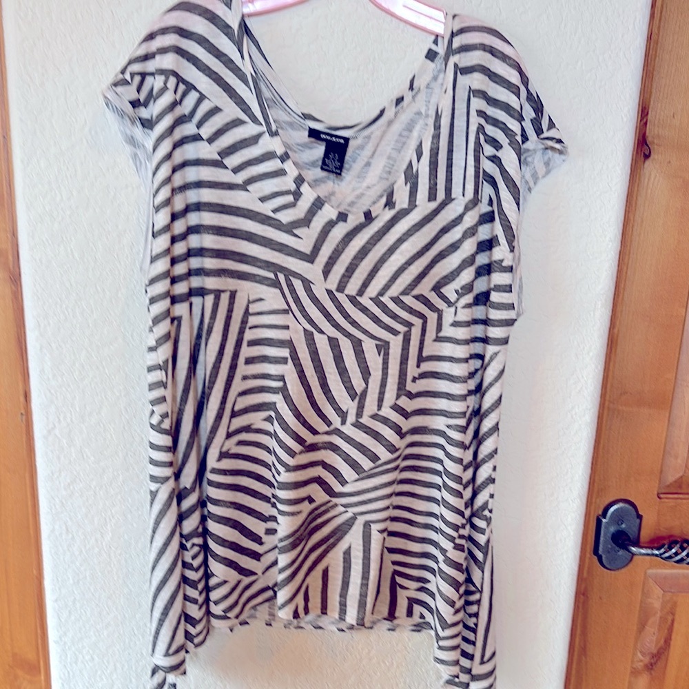 DKNY Beige and Olive Green Asymmetrical short sleeve oversized top.